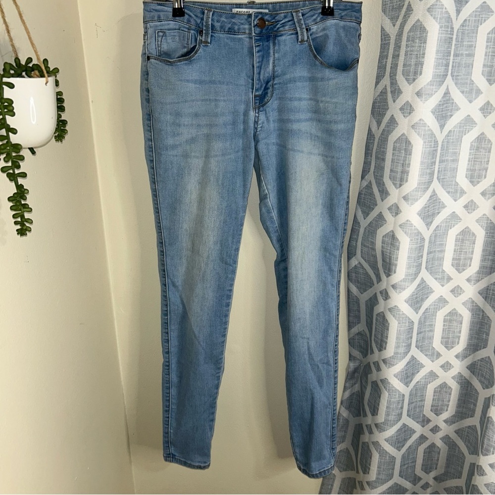 Encore jeans light wash